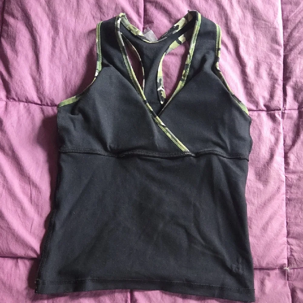 Brasil Sul Black & Camo Green Mock Wrap Tank Top With Removable Cups Size M - Picture 4 of 8